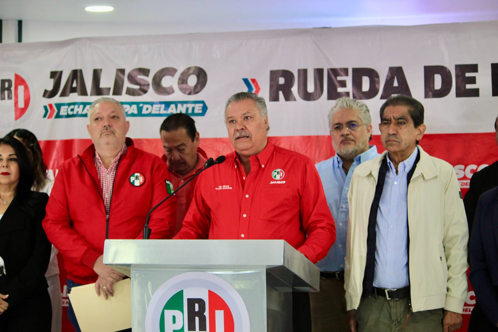 PRI Jalisco exige a Morena acciones ante la crisis de vacunación en el país.